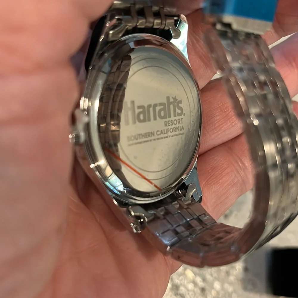 HARRAHS RESORT QUARTZ HIS AND HERS WRIST WATCHES NEW IN BOX
